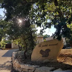 Hébergement de vacances Le Petit écureuil, Saint-Saturnin-lès-Apt